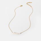 Full fine chain necklace with five pearls and extension