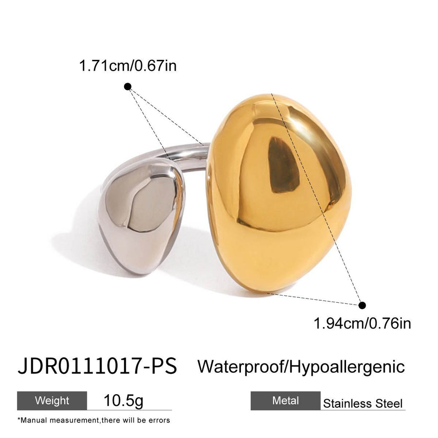 Two-tone oval ring with face measurements