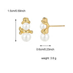 1.5 cm gold plated snowman stud earrings with weight details