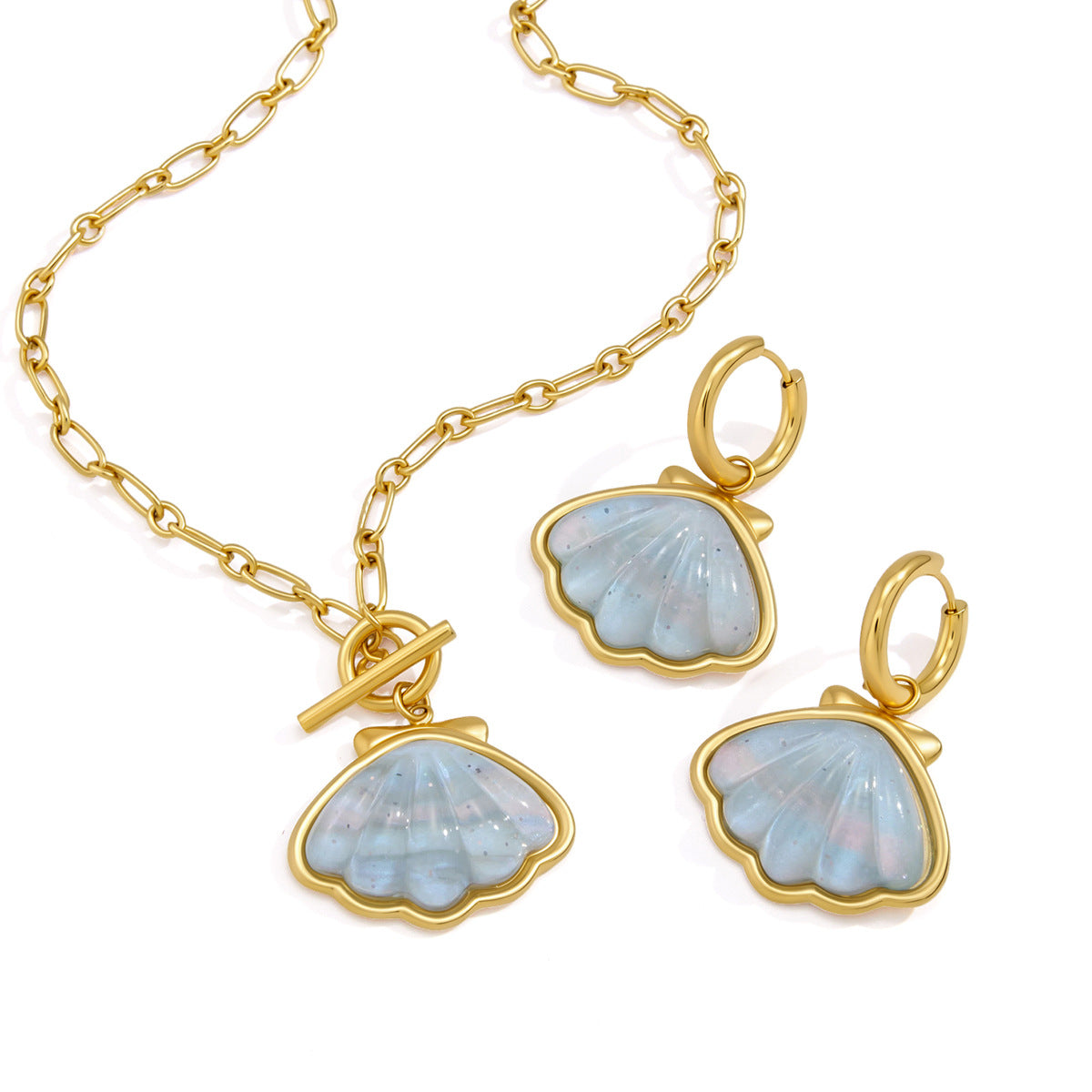 Elongated link necklace and matching shell hoop earrings