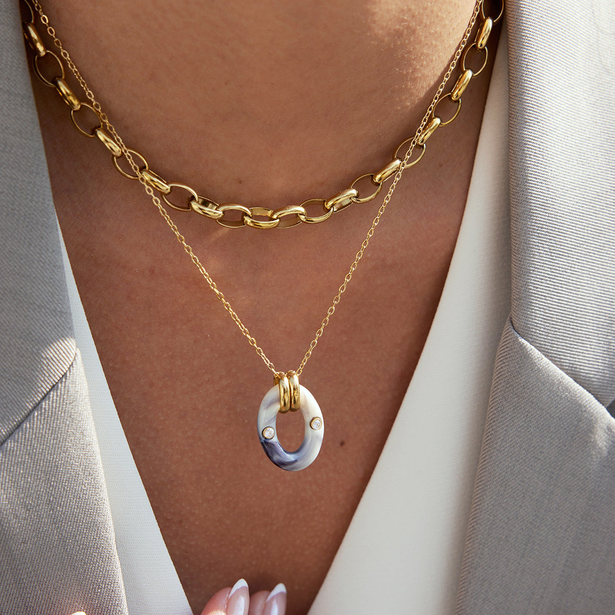 Wholesale Gold Plated Stainless Steel Resin Pendant Necklace Collection - design detail