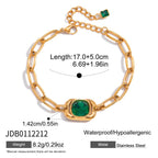 Elongated-link bracelet with a green centerpiece