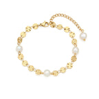 Full bracelet with spaced pearls and an extension chain