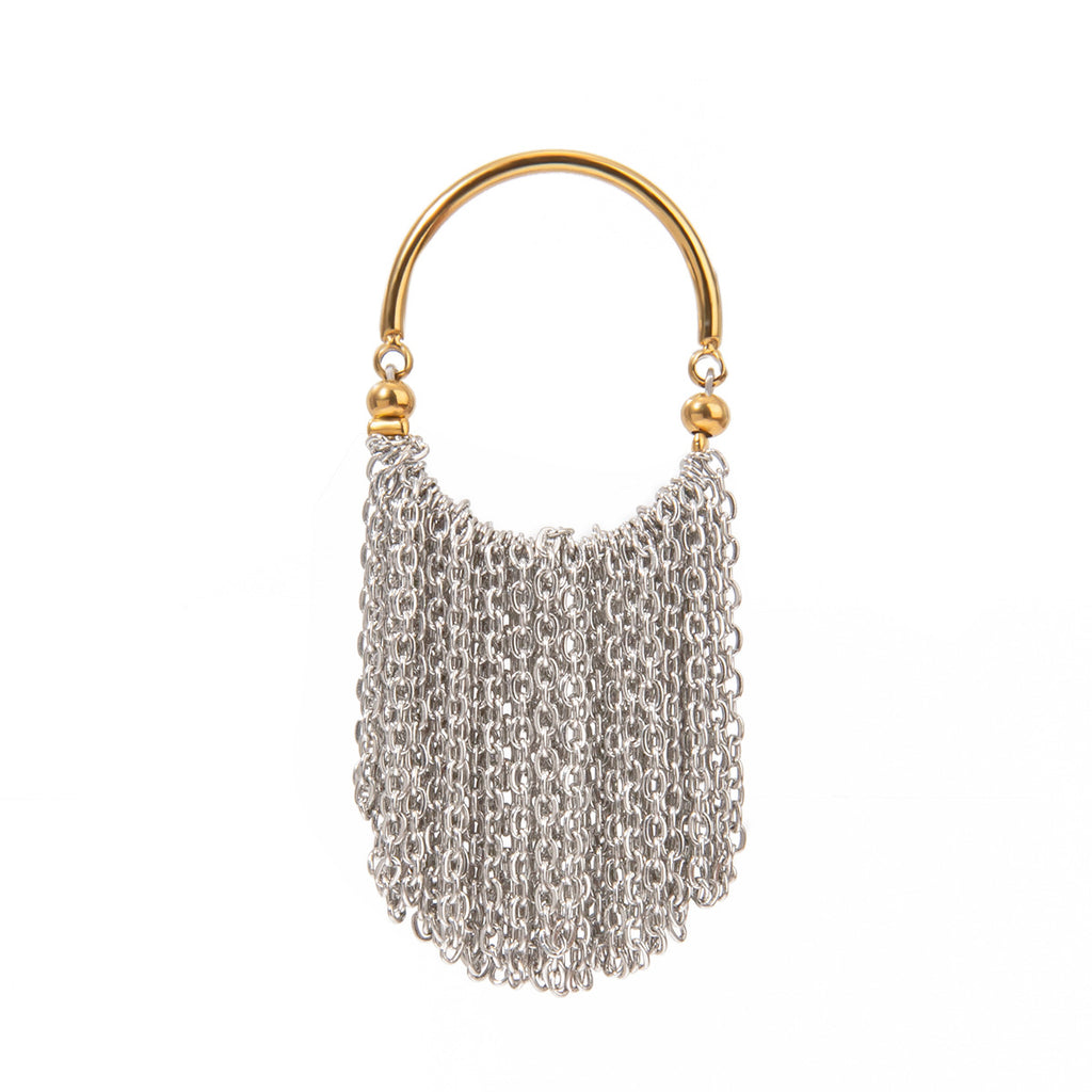 Isolated chain fringe ring with fine hanging tassels