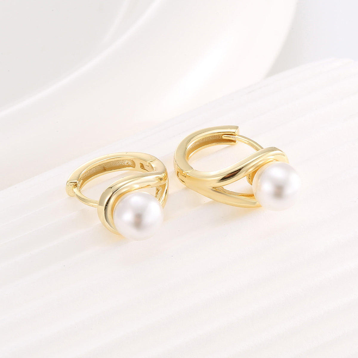 gold plated 925 sterling silver pearl twist hoop earrings — product image 3 of 9
