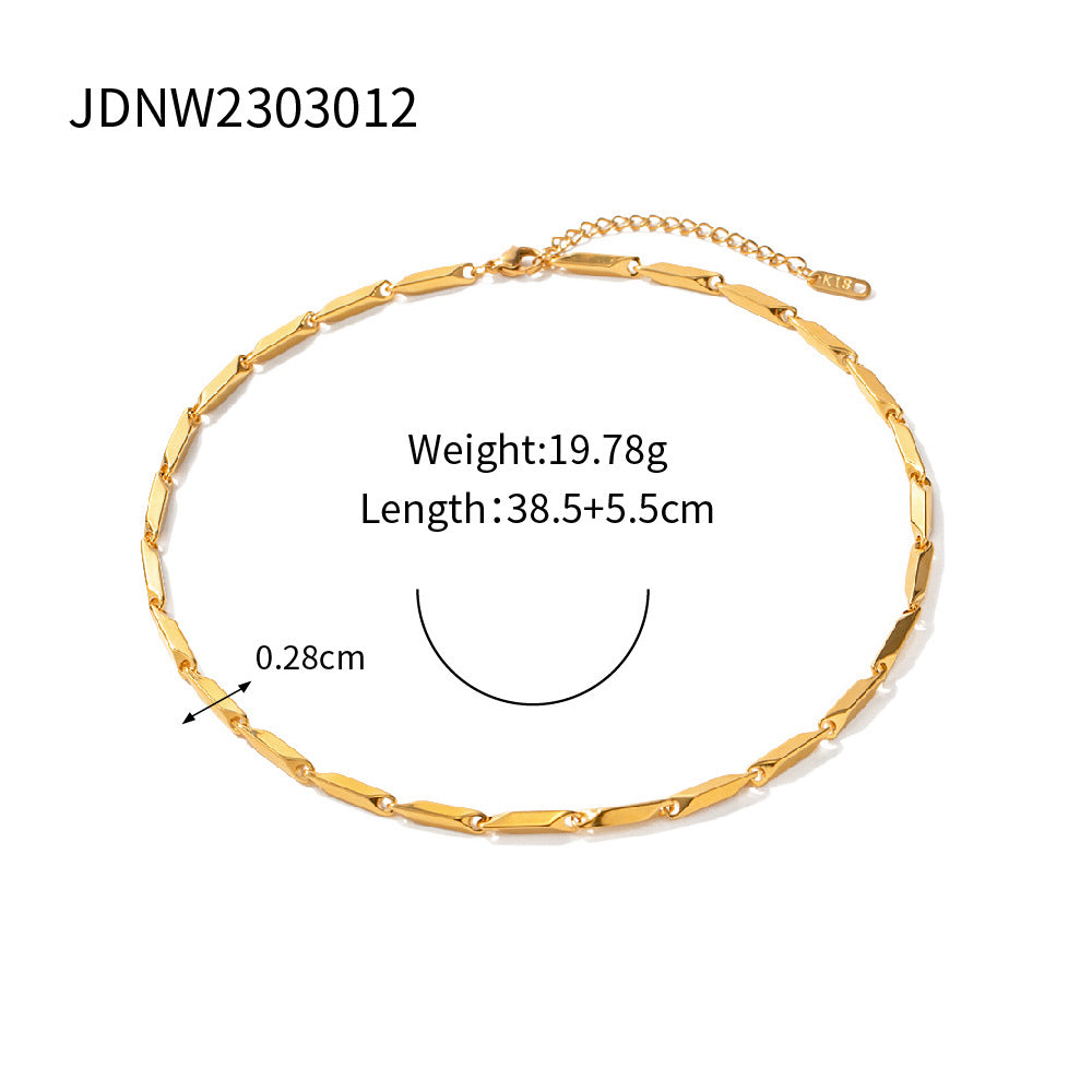 Plain elongated-link gold-tone necklace