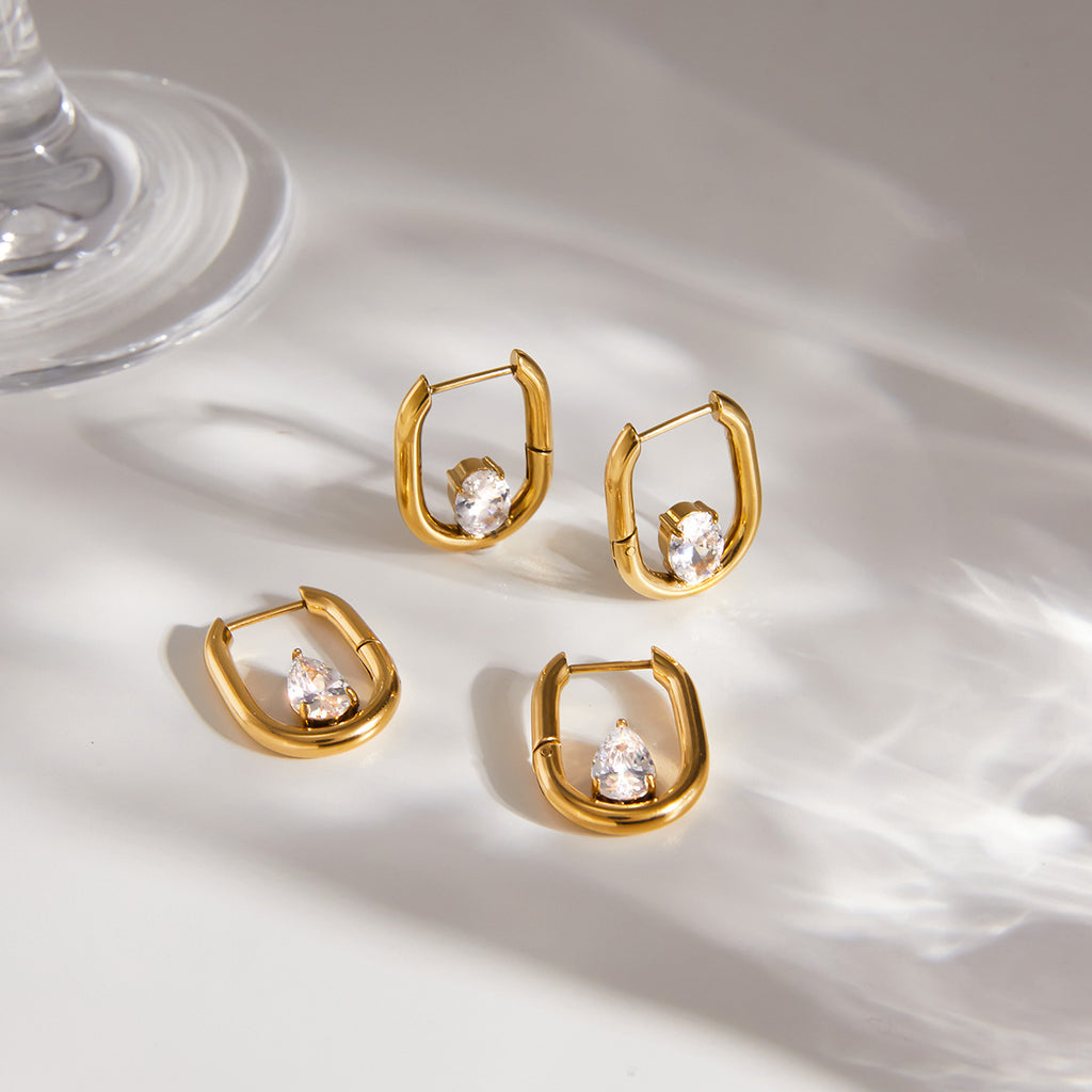 Round and pear stone U-hoops arranged together