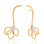 Gold-Tone Pearl-Look Floral Stainless Steel Stud Earrings finish and shape detail
