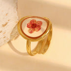 angled view of the organic framed botanical open ring