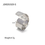 Stainless Steel Textured Split Band Ring size and proportion reference
