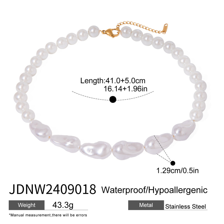 White mixed-shape necklace showing 41 cm length plus extension