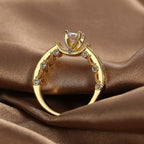 rear view of the four-prong clear stone setting and split shoulders