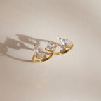 Double-finger ring showing joined curved bands