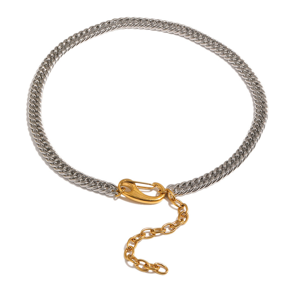 Full necklace showing Cuban chain and contrasting link drop