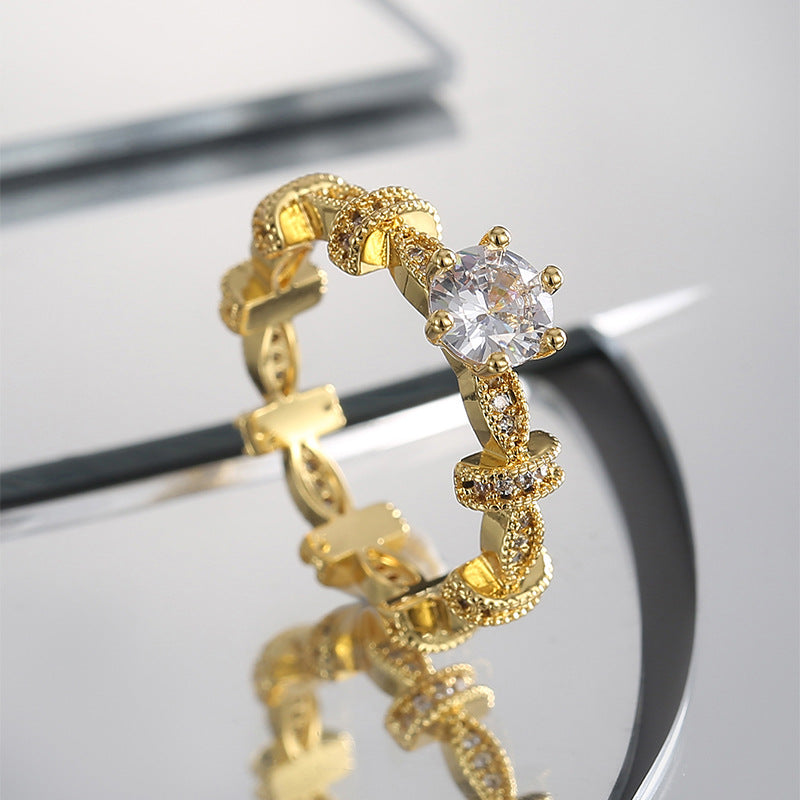 angled zirconia statement ring showing sculptural linked band