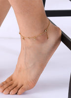 front ankle view of the gold plated sphere bead anklet