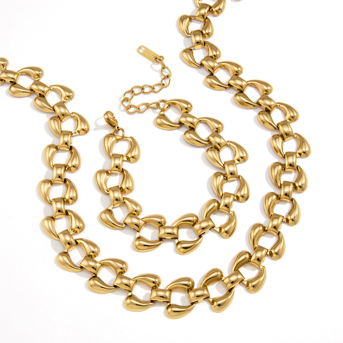 Polished rounded links shown on white