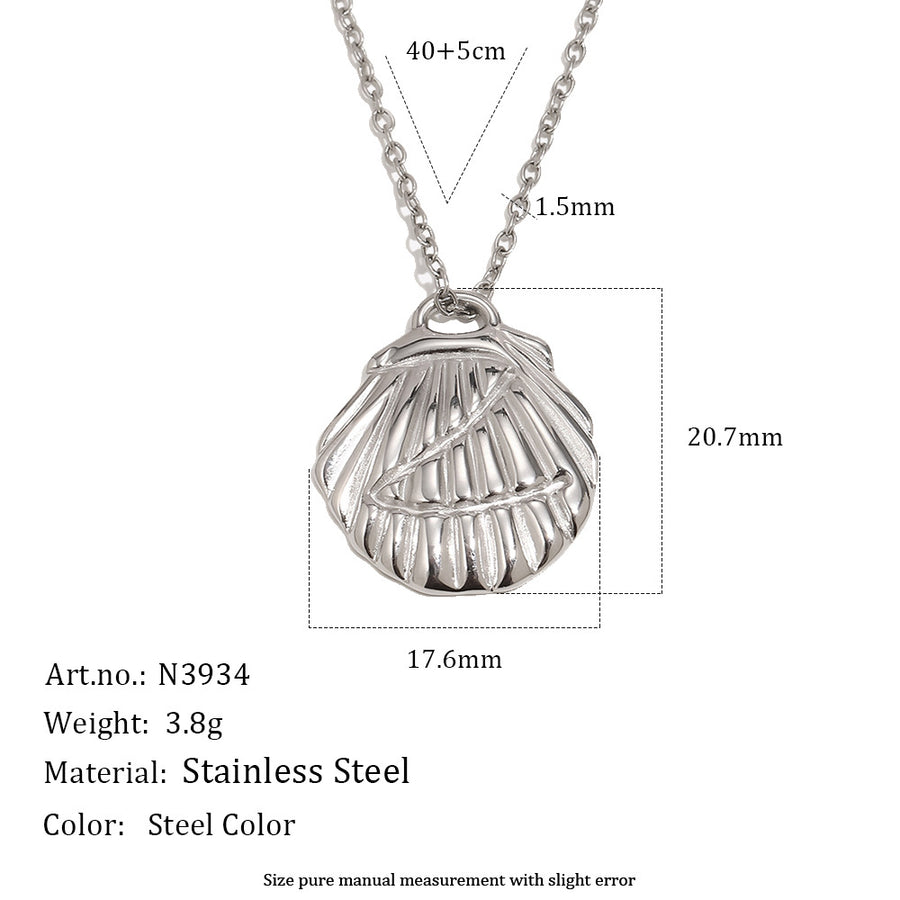 Silver tone shell necklace showing 40 plus 5 cm length