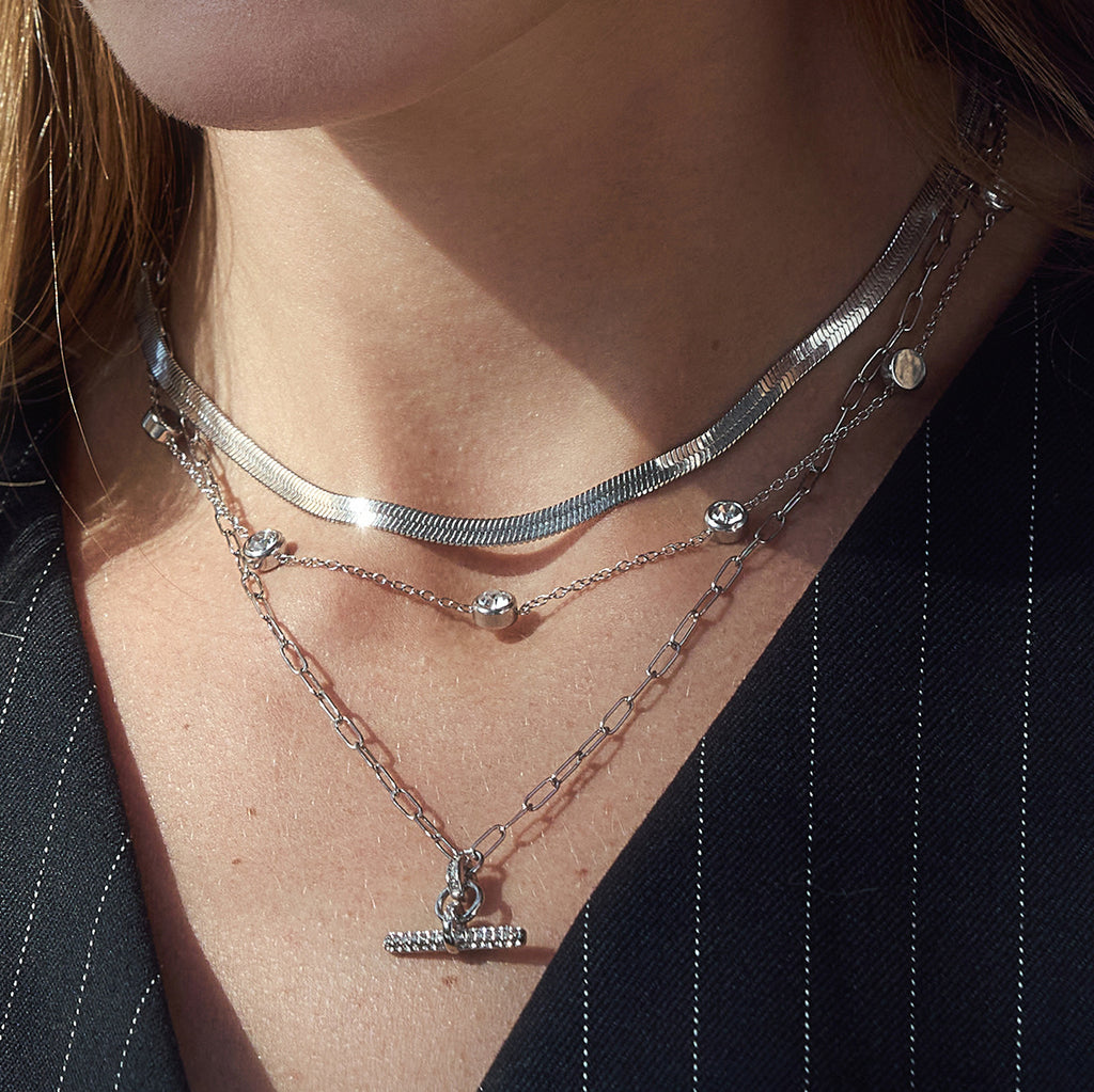 Steel color bar pendant in layered styling