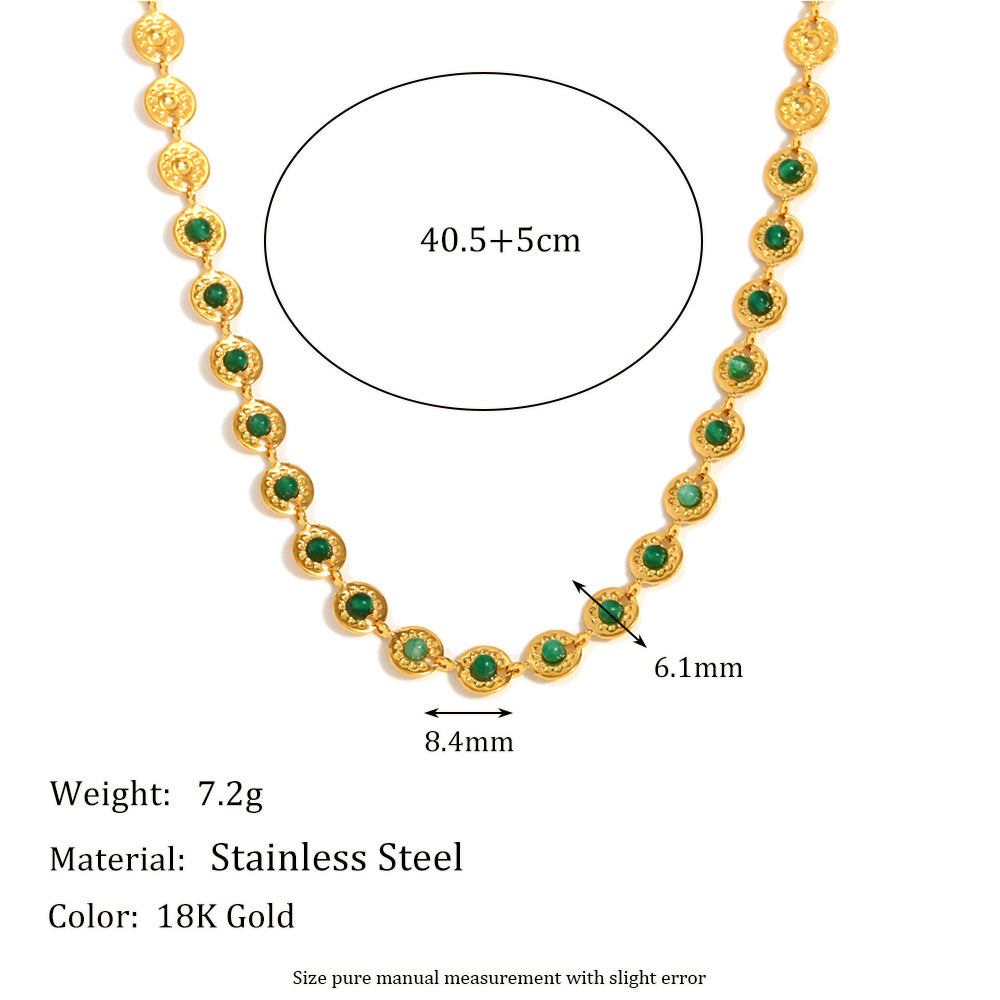 green stone medallion necklace with 40.5 plus 5 cm length details