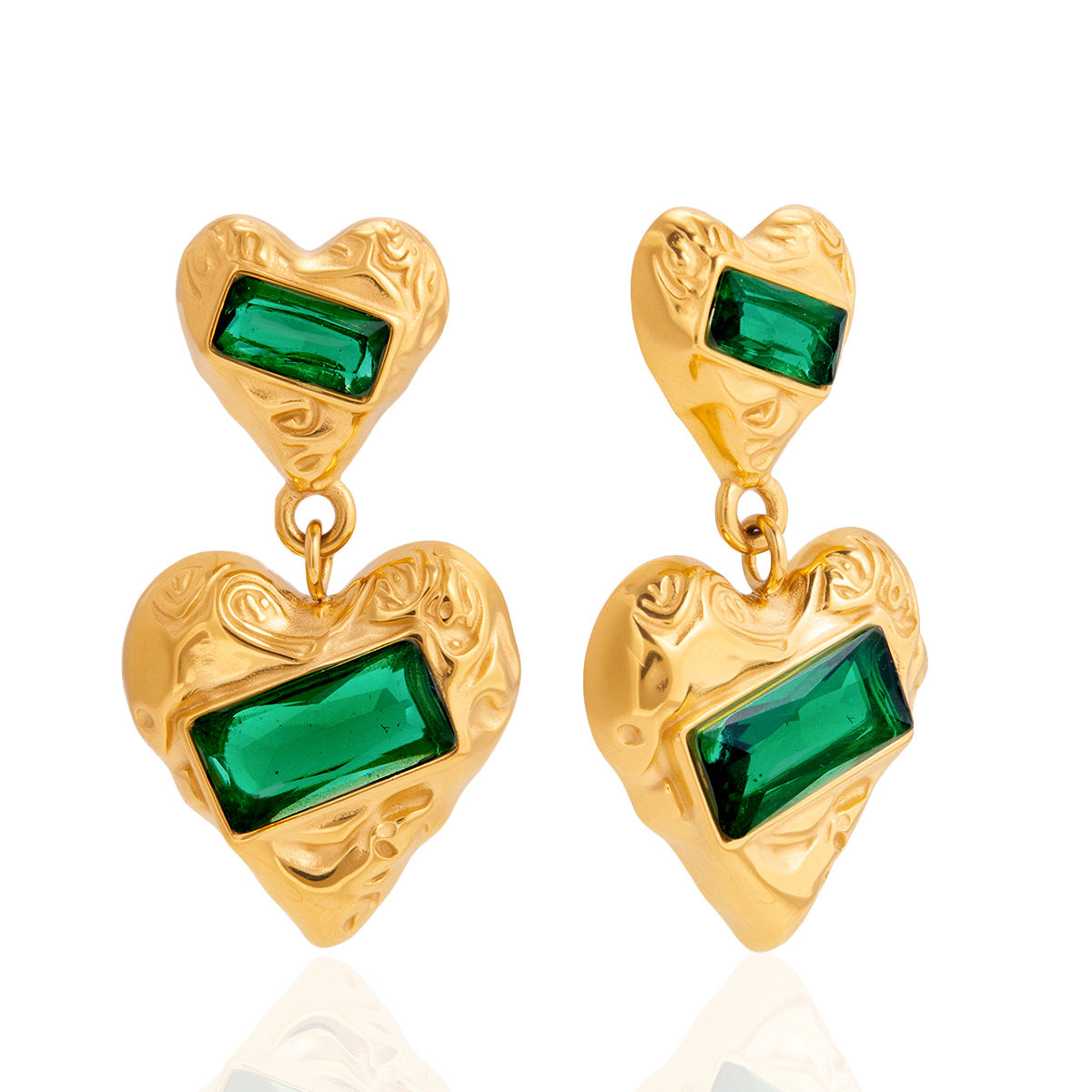Front view of green rectangular accents across two hearts