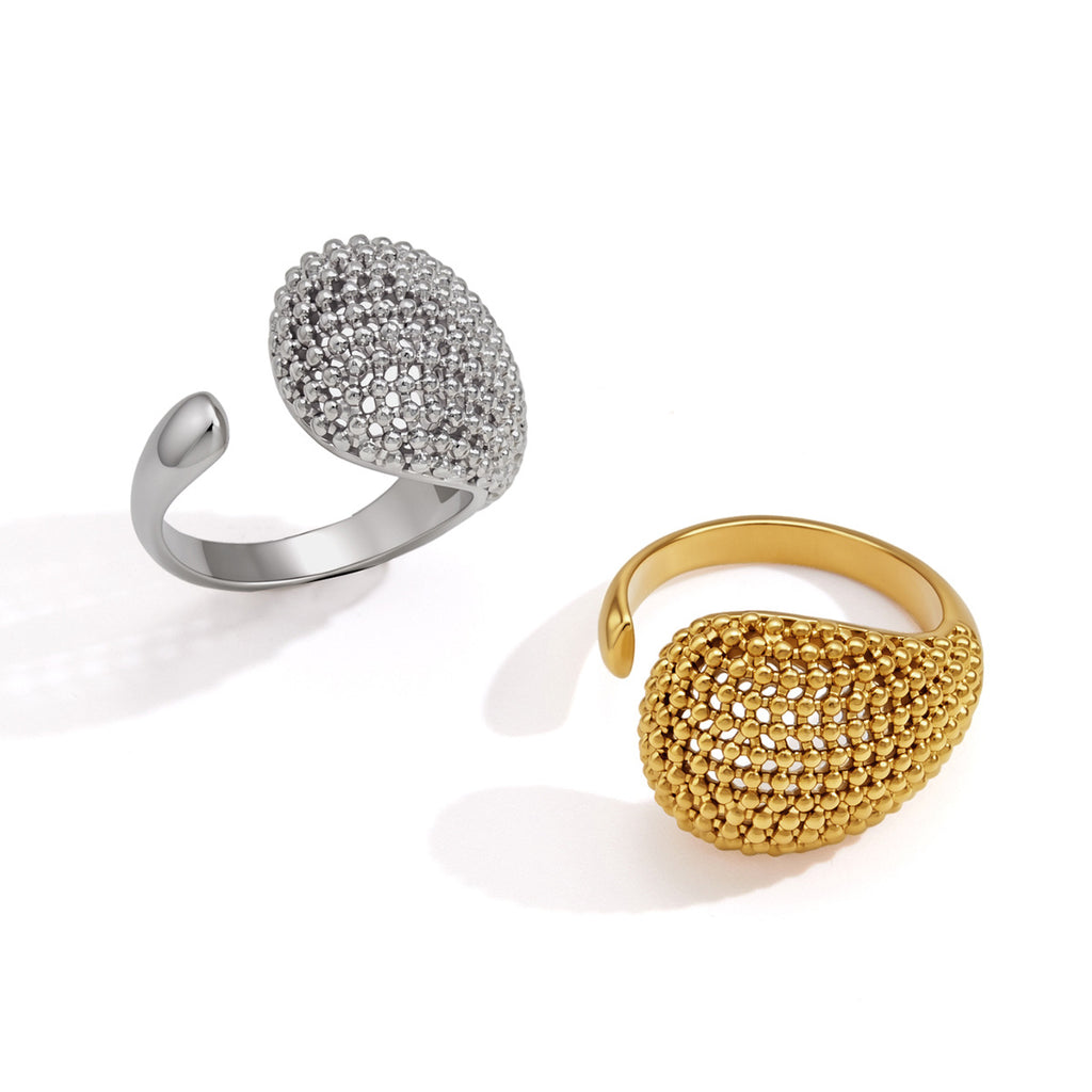 Open mesh dome rings in two metallic colors