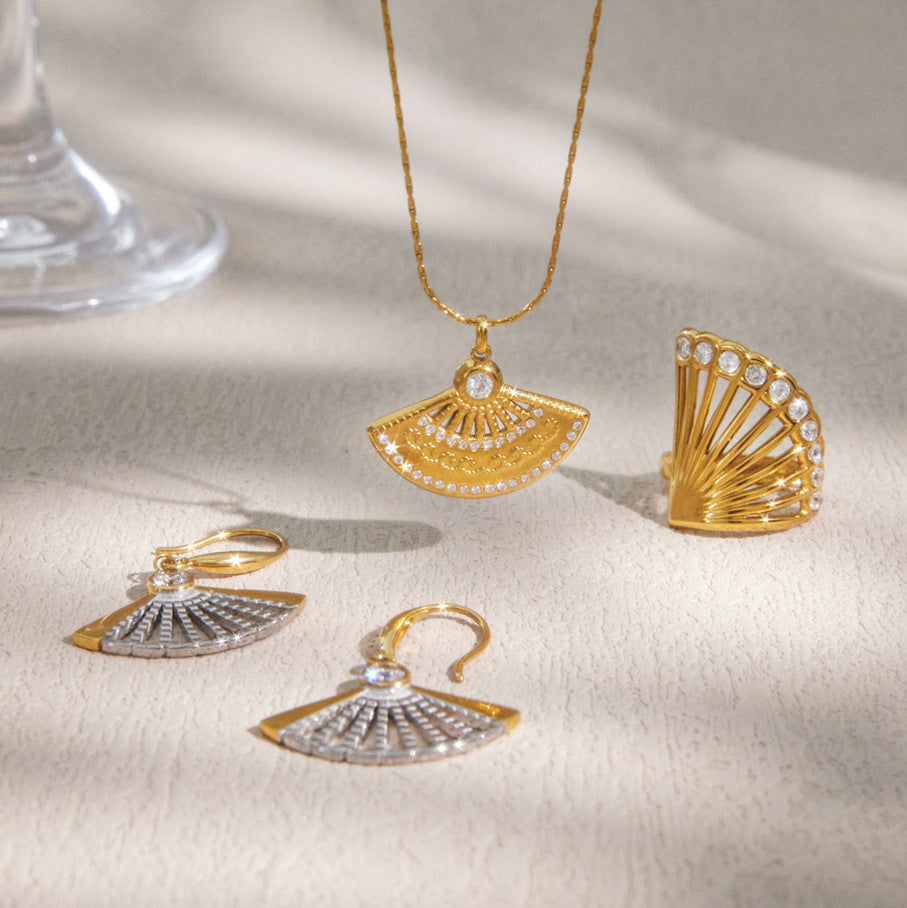 Openwork fan necklace, ring and earrings together