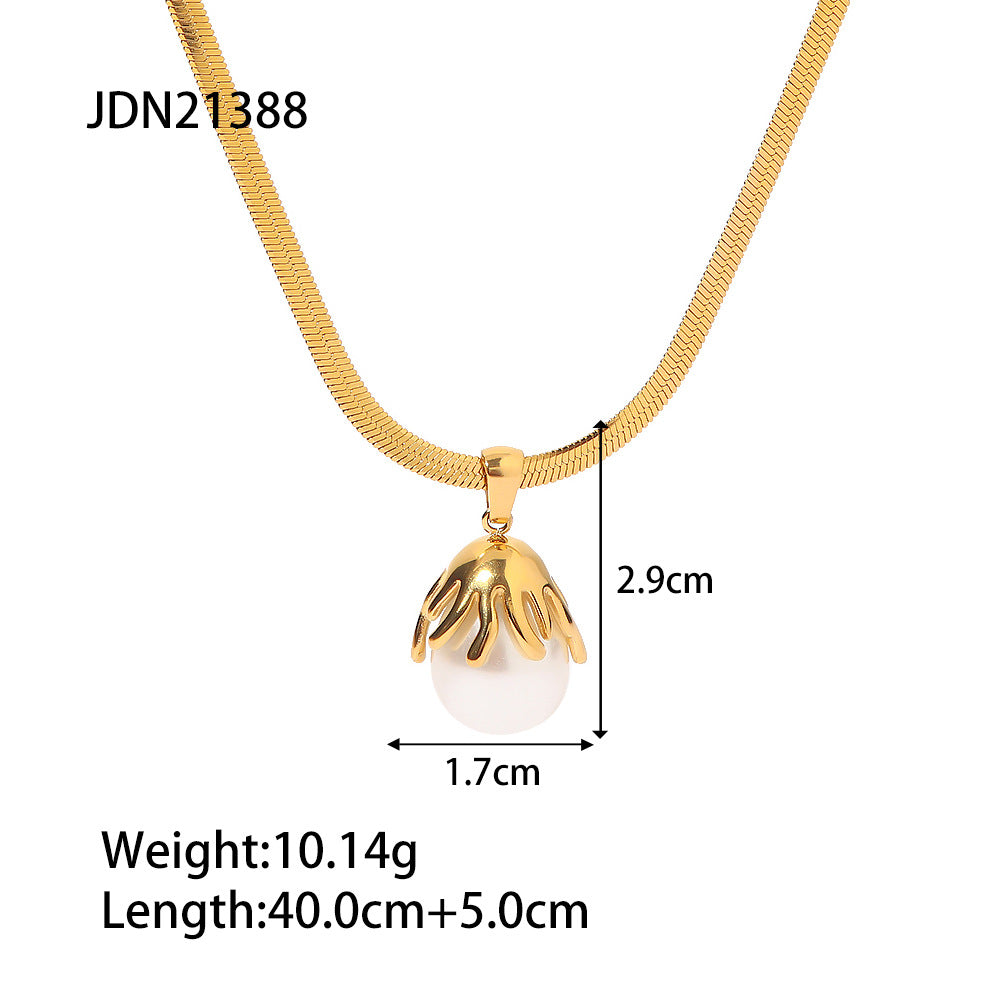 Capped bead pendant necklace with size, chain length and weight labels