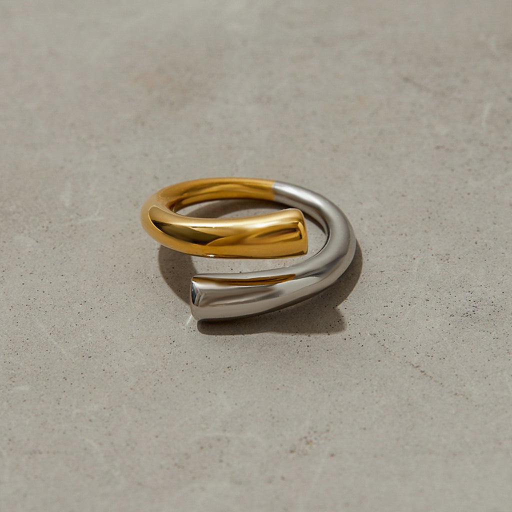 Wholesale Two-Tone Stainless Steel Interlocking Open Ring - side profile