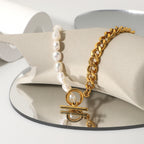 Close-up of the toggle fastening and contrasting necklace sections