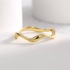 front angle of the polished irregular wave ring