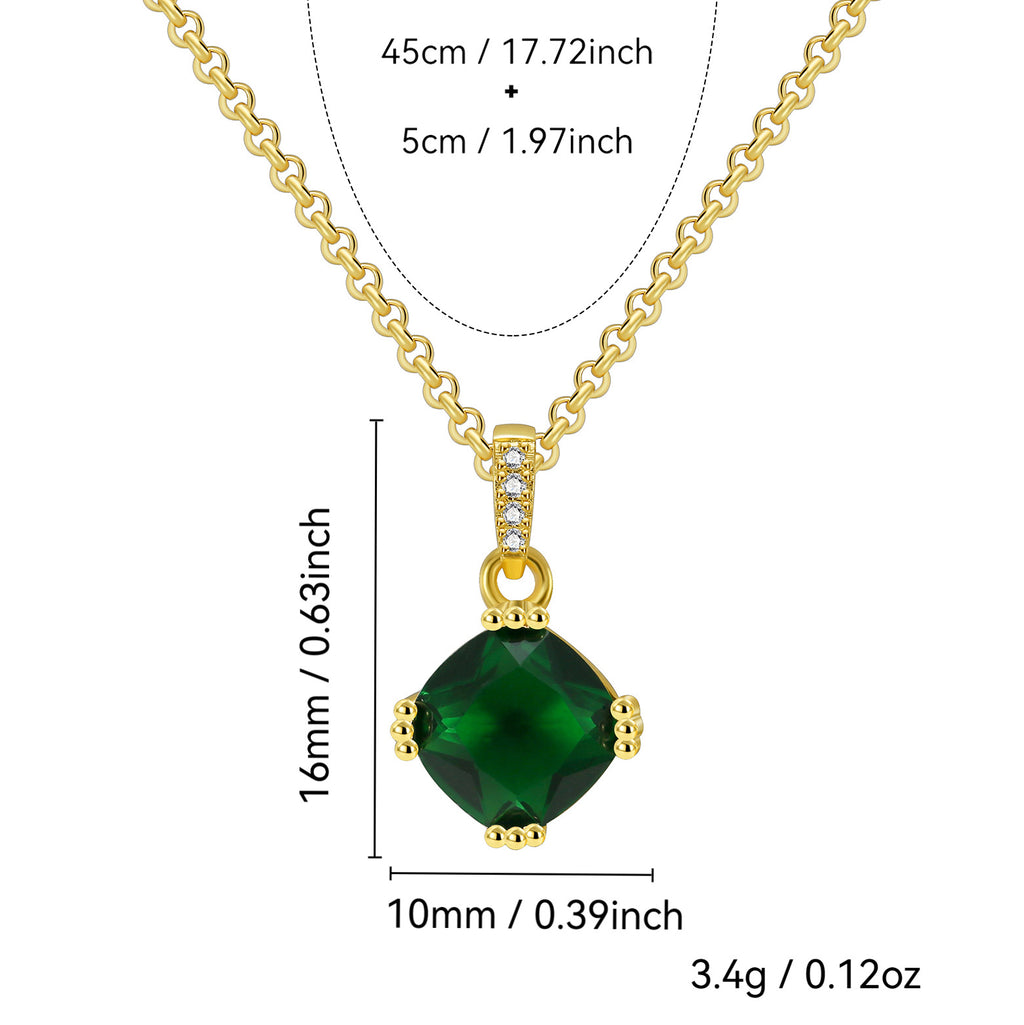 green stone pendant dimensions with 45 plus 5 cm chain and 3.4 g listed weight