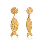 Textured fish drops below spiral-disc studs