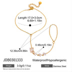 Hand chain with 17 cm wrist chain and mixed clear stones