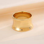 top view into the hollow tubular statement band